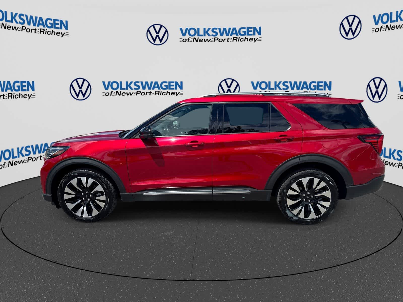 Ford Explorer Platinum 2025