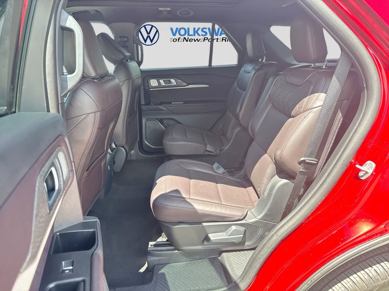 Ford Explorer Platinum 2025