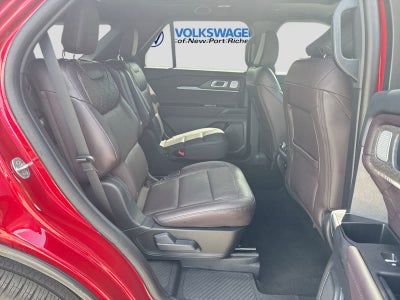Ford Explorer Platinum 2025