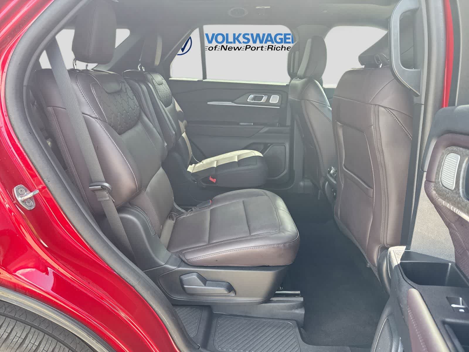 Ford Explorer Platinum 2025