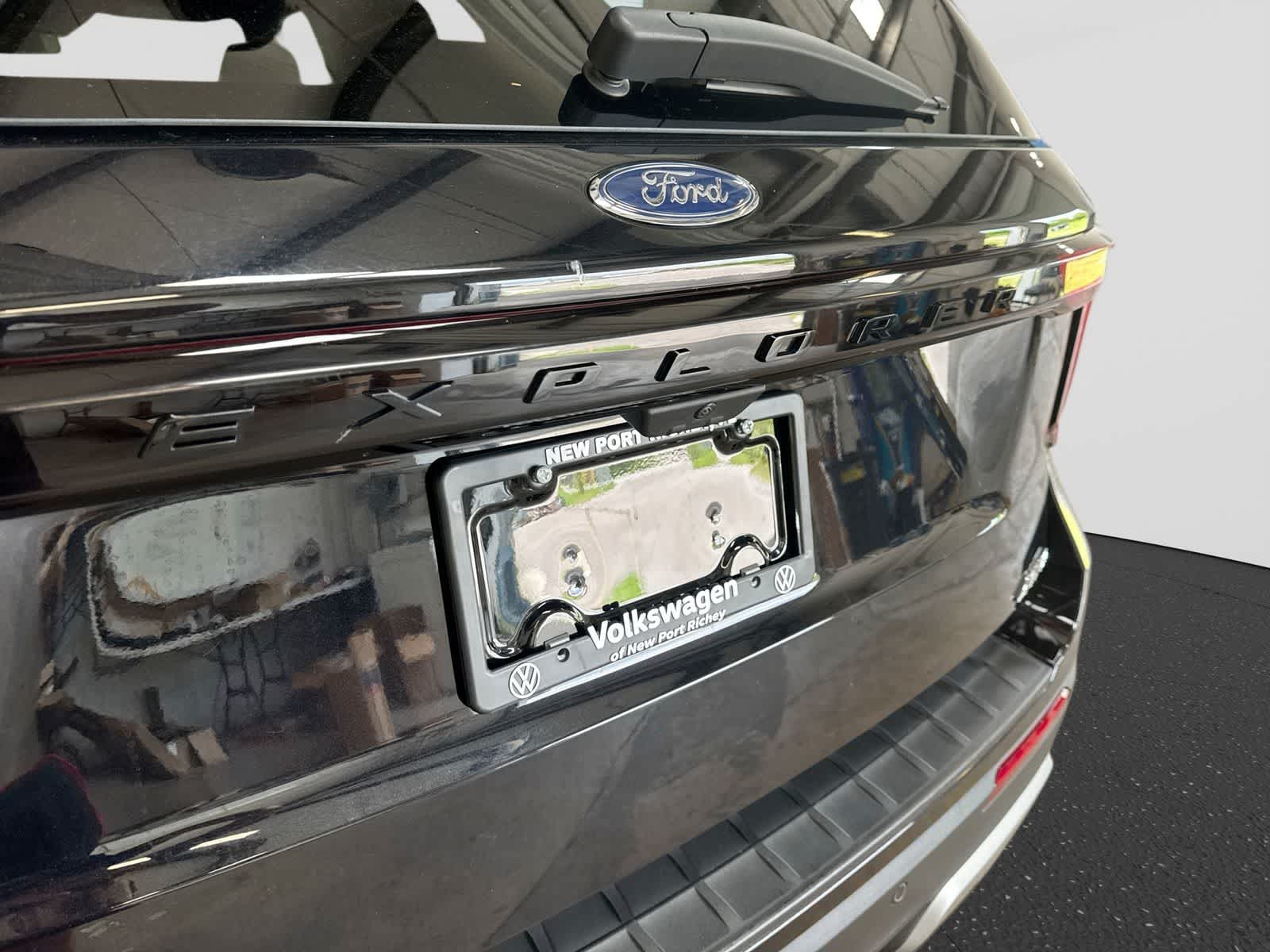 Ford Explorer Platinum 2025
