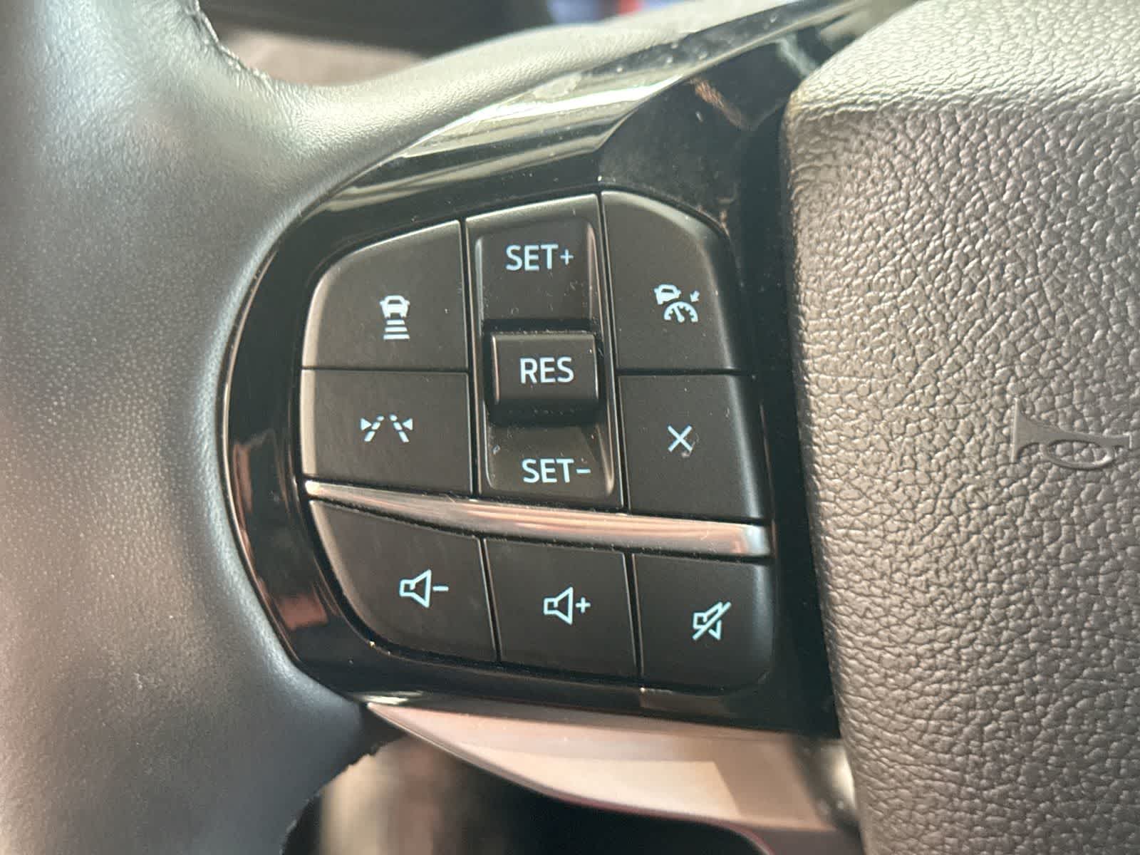 Ford Explorer Platinum 2025