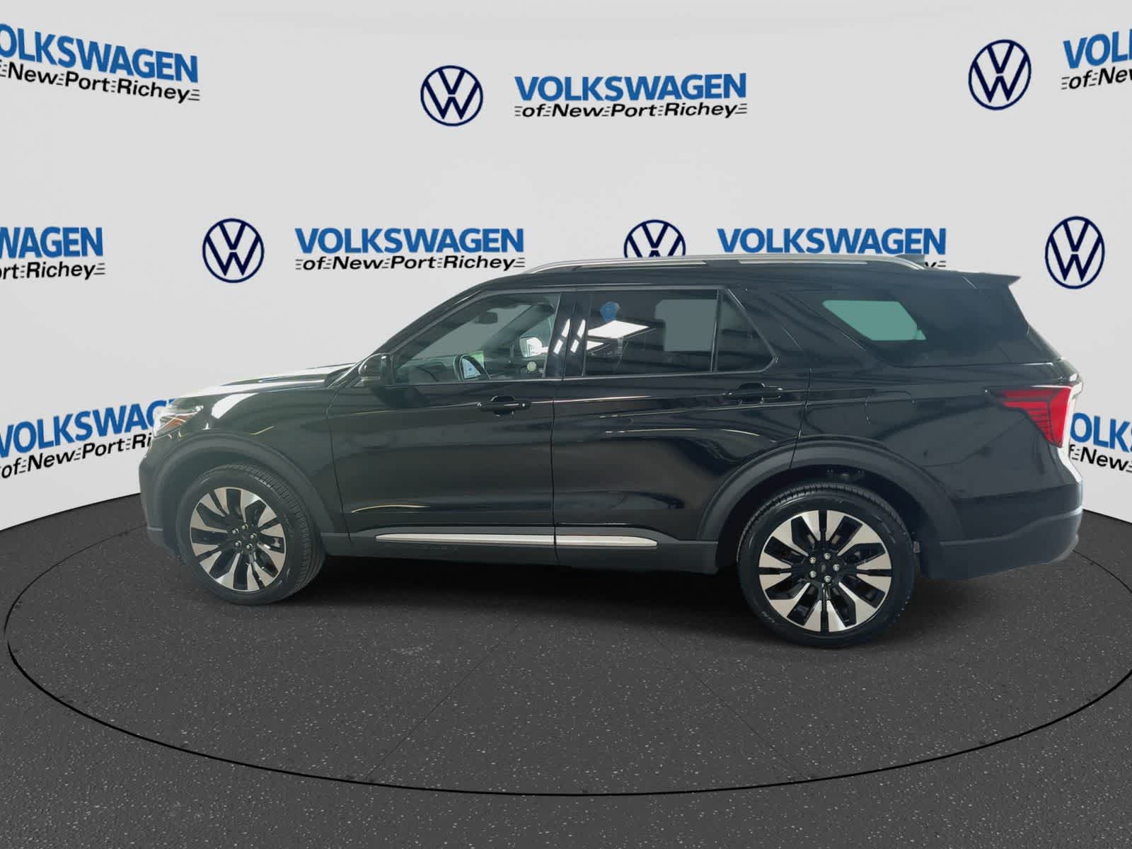 Ford Explorer Platinum 2025