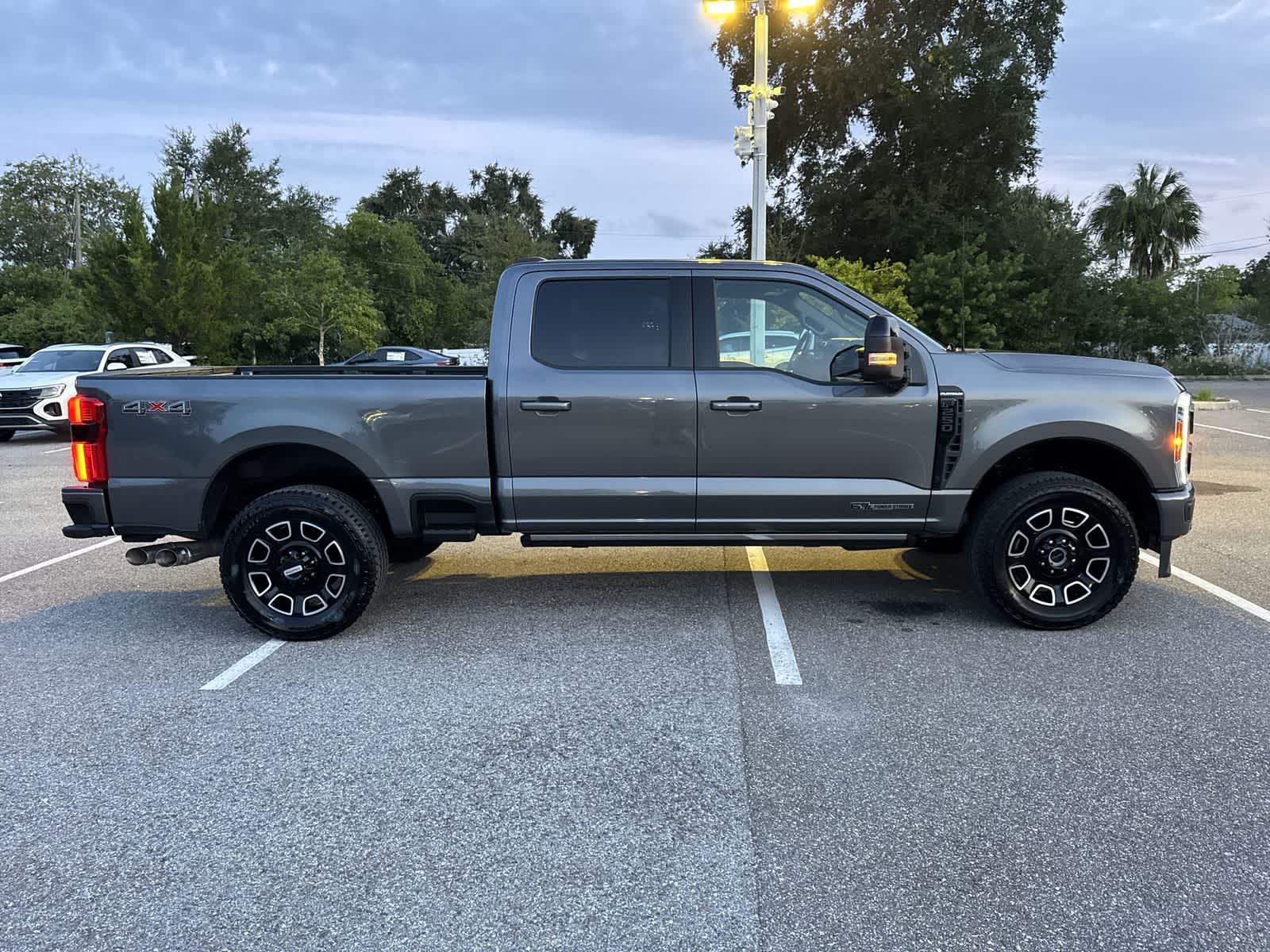 Ford Super Duty F-250 Pickup Platinum 2026