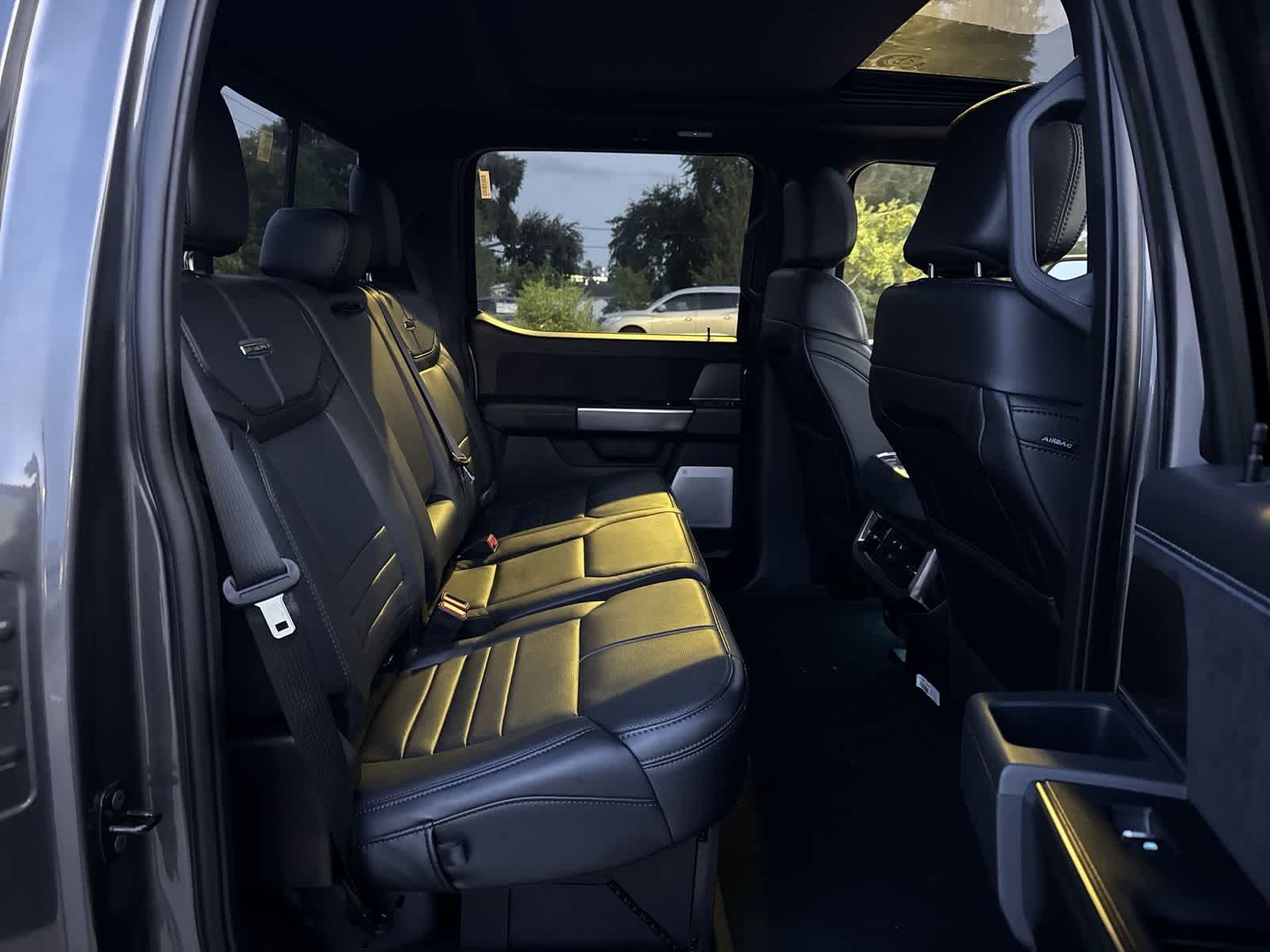 Ford Super Duty F-250 Pickup Platinum 2026