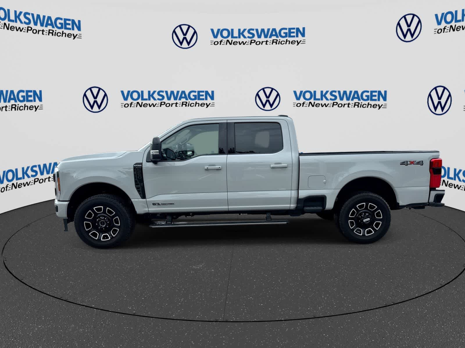 Ford Super Duty F-250 SRW Platinum 2026