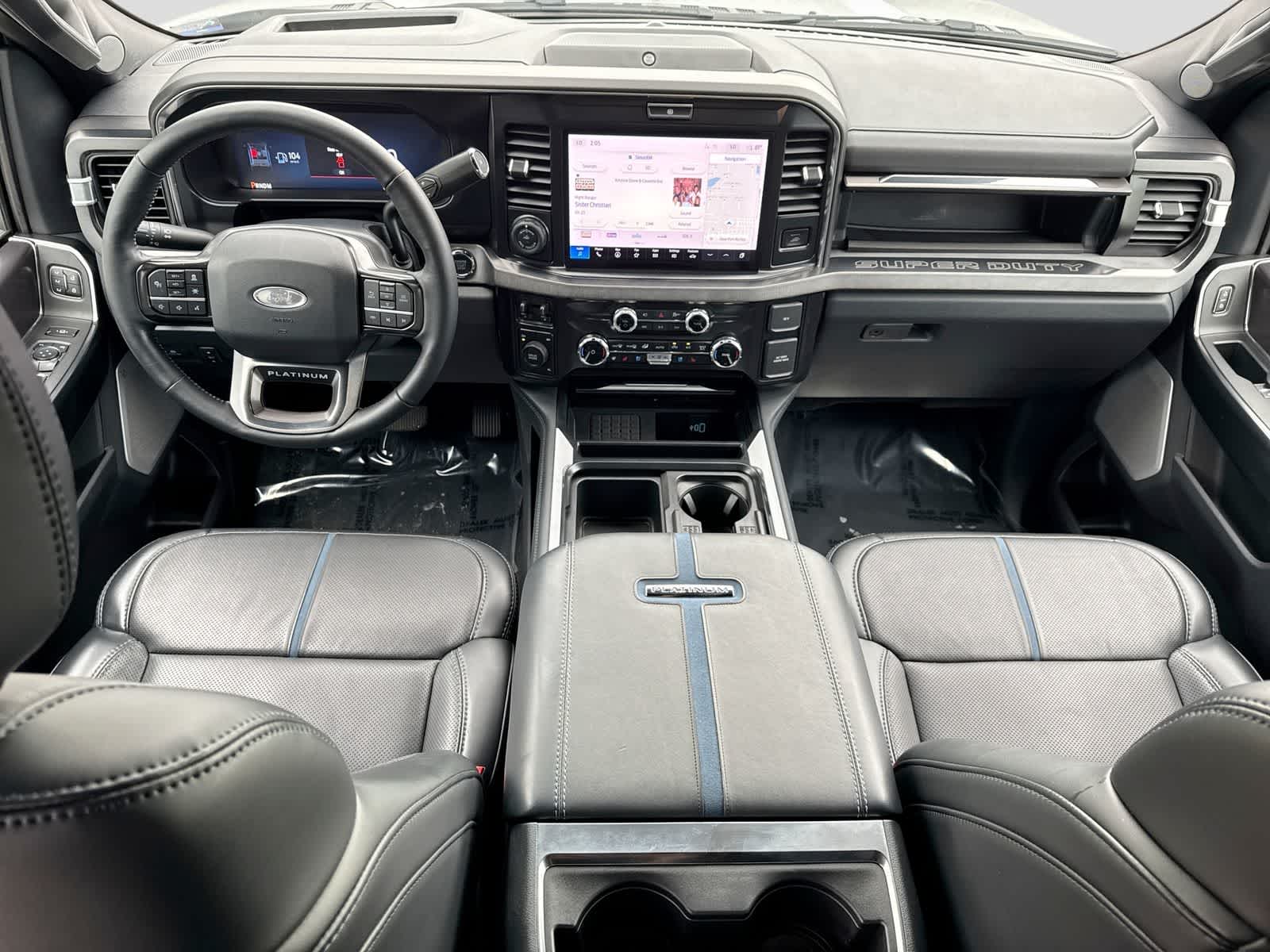 Ford Super Duty F-250 SRW Platinum 2026