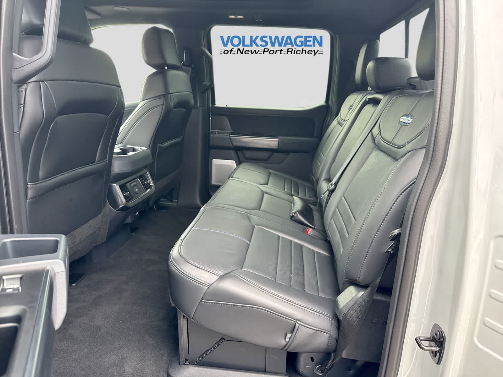 Ford Super Duty F-250 SRW Platinum 2026