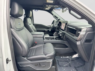 Ford Super Duty F-250 SRW Platinum 2026