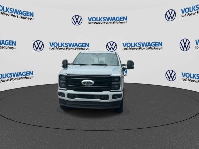 Ford Super Duty F-250 SRW Platinum 2026