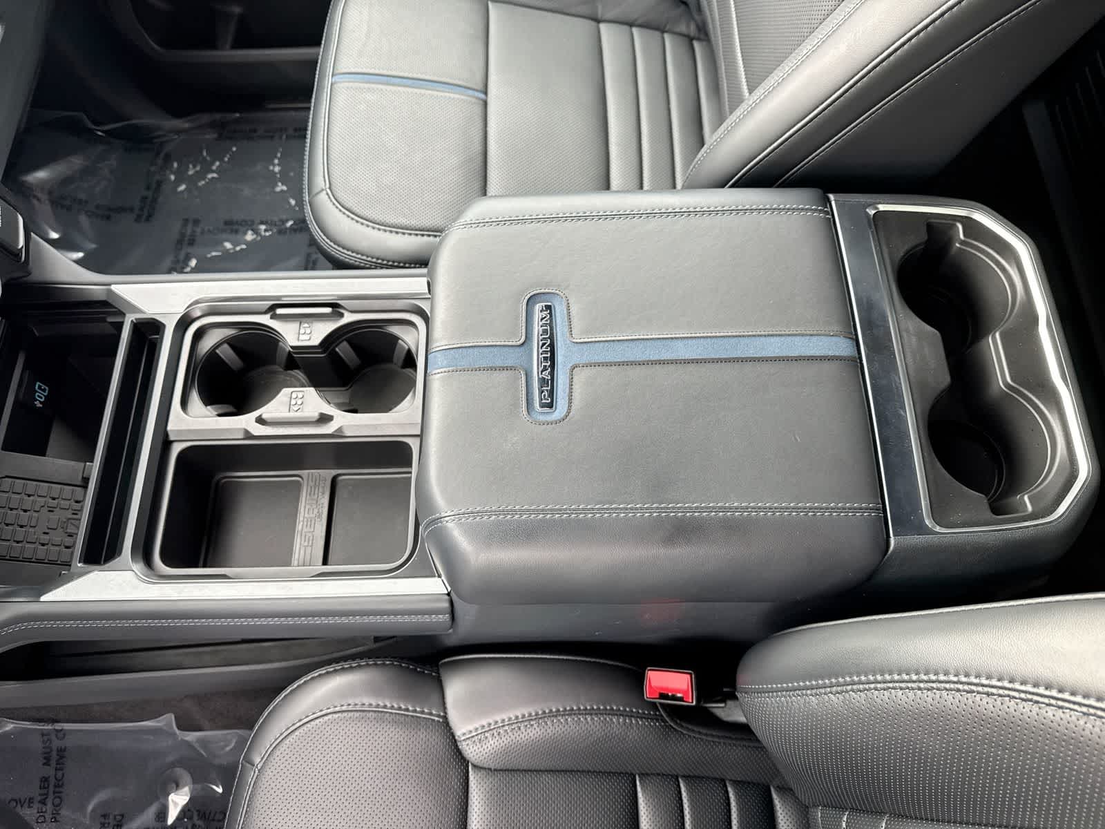 Ford Super Duty F-250 SRW Platinum 2026