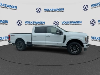Ford Super Duty F-250 SRW Platinum 2026