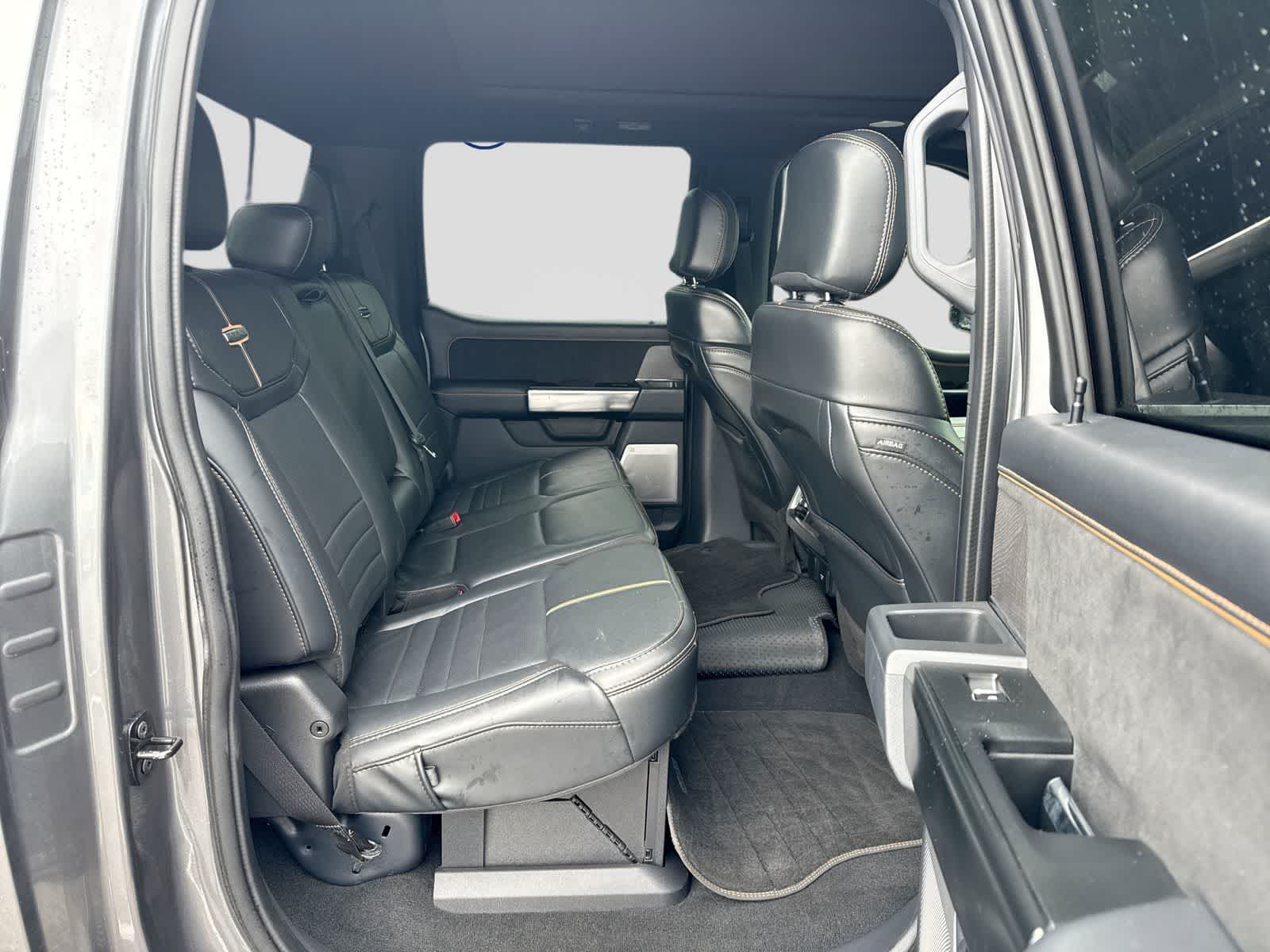 Ford Super Duty F-450 Pickup Platinum 2024