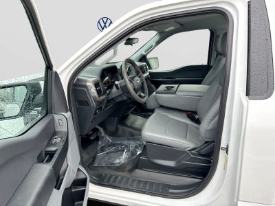 Ford F-150 XL 2025