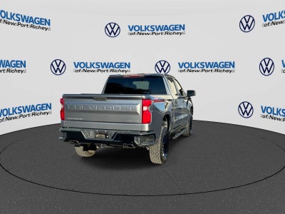 Chevrolet Silverado 1500 Custom Trail Boss 2021