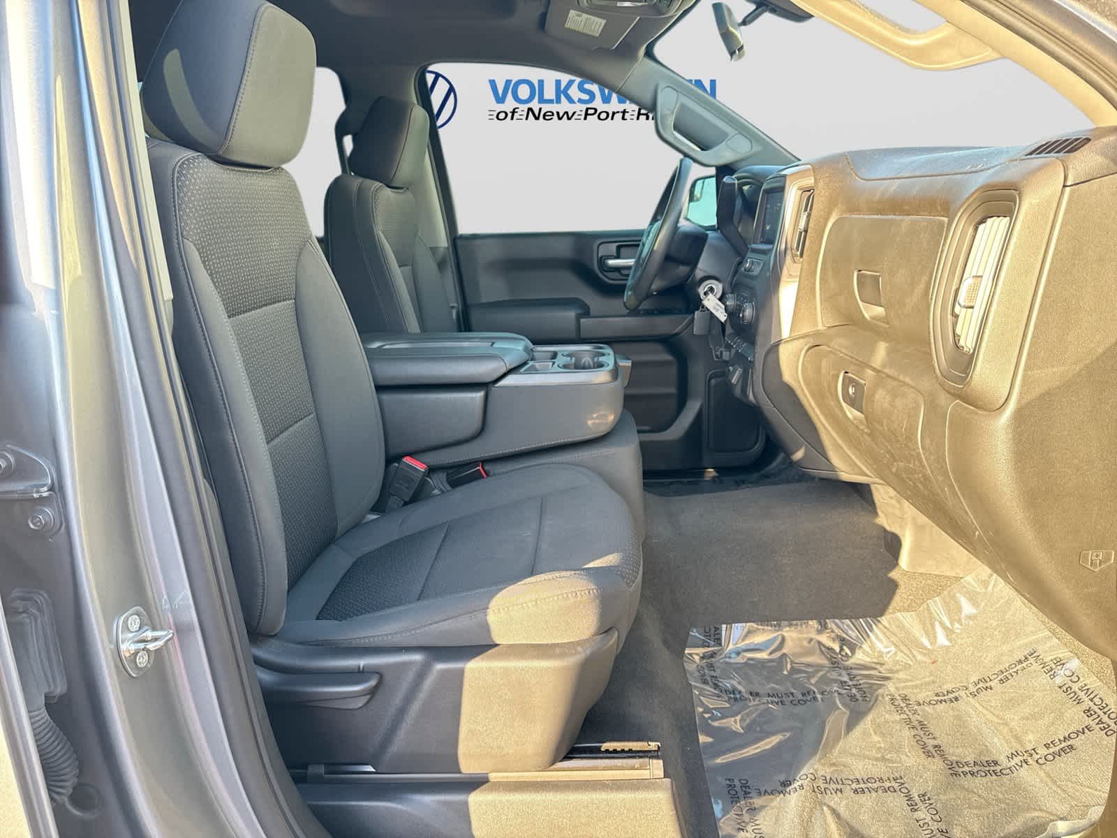 Chevrolet Silverado 1500 Custom Trail Boss 2021
