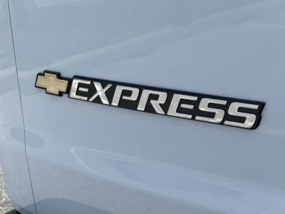 Furgoneta de carga Chevrolet Express 2025, tracción trasera, 2500, 135