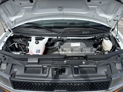 Furgoneta de carga Chevrolet Express 2025, tracción trasera, 2500, 135