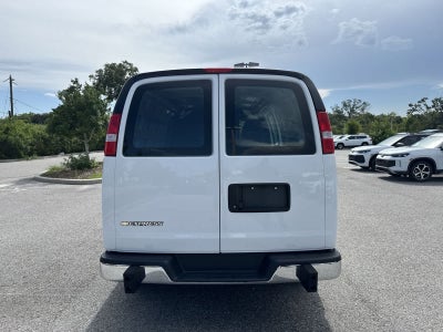 Furgoneta de carga Chevrolet Express 2025, tracción trasera, 2500, 135
