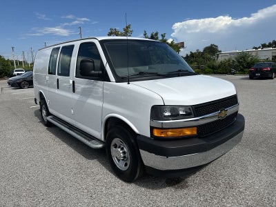 Furgoneta de carga Chevrolet Express 2025, tracción trasera, 2500, 135