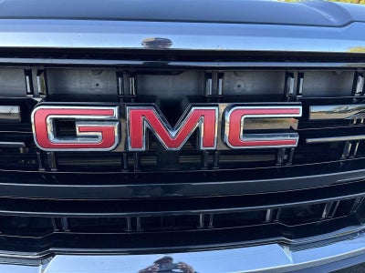 GMC Yukon SLE 2024