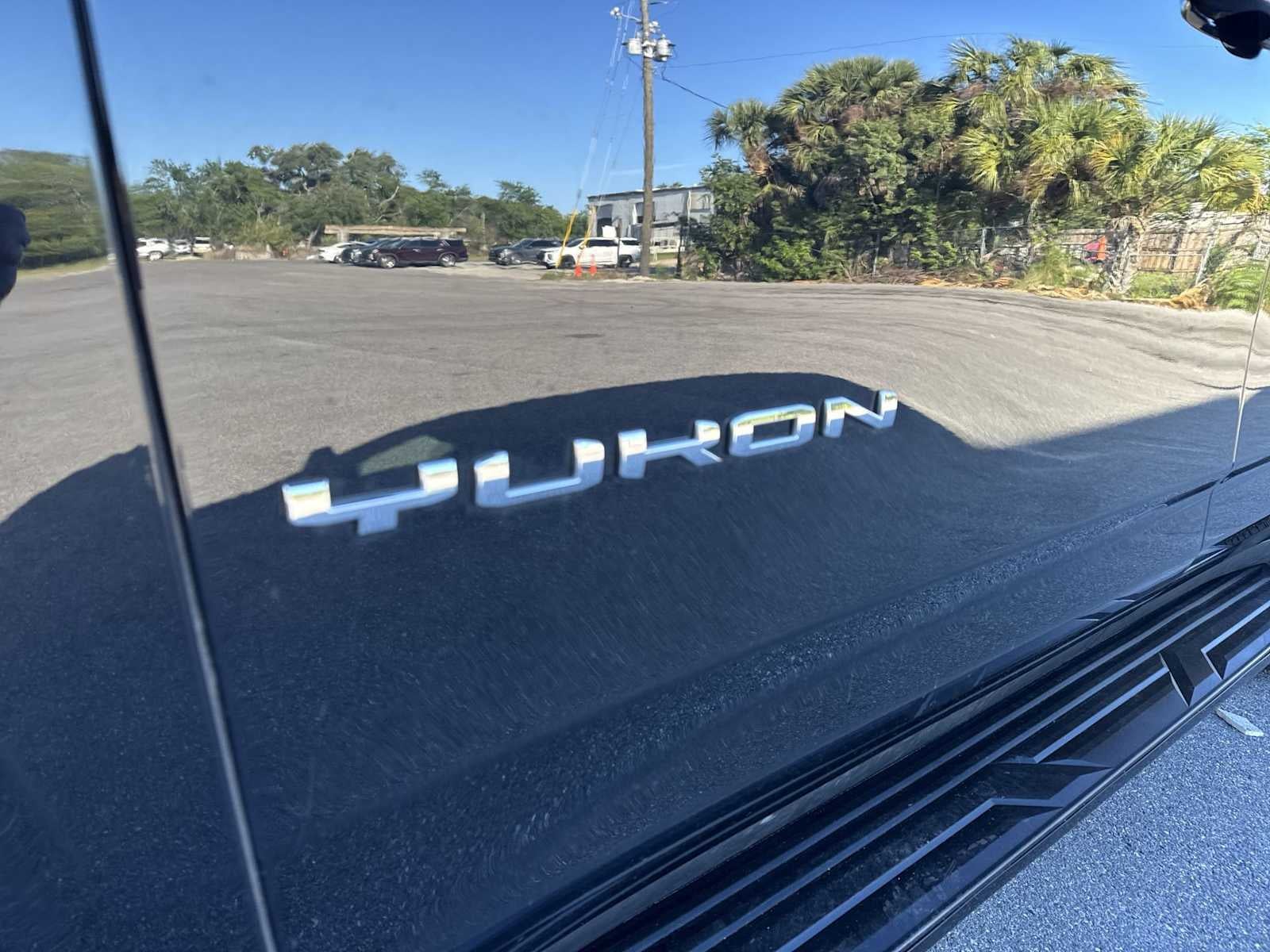 GMC Yukon SLE 2024