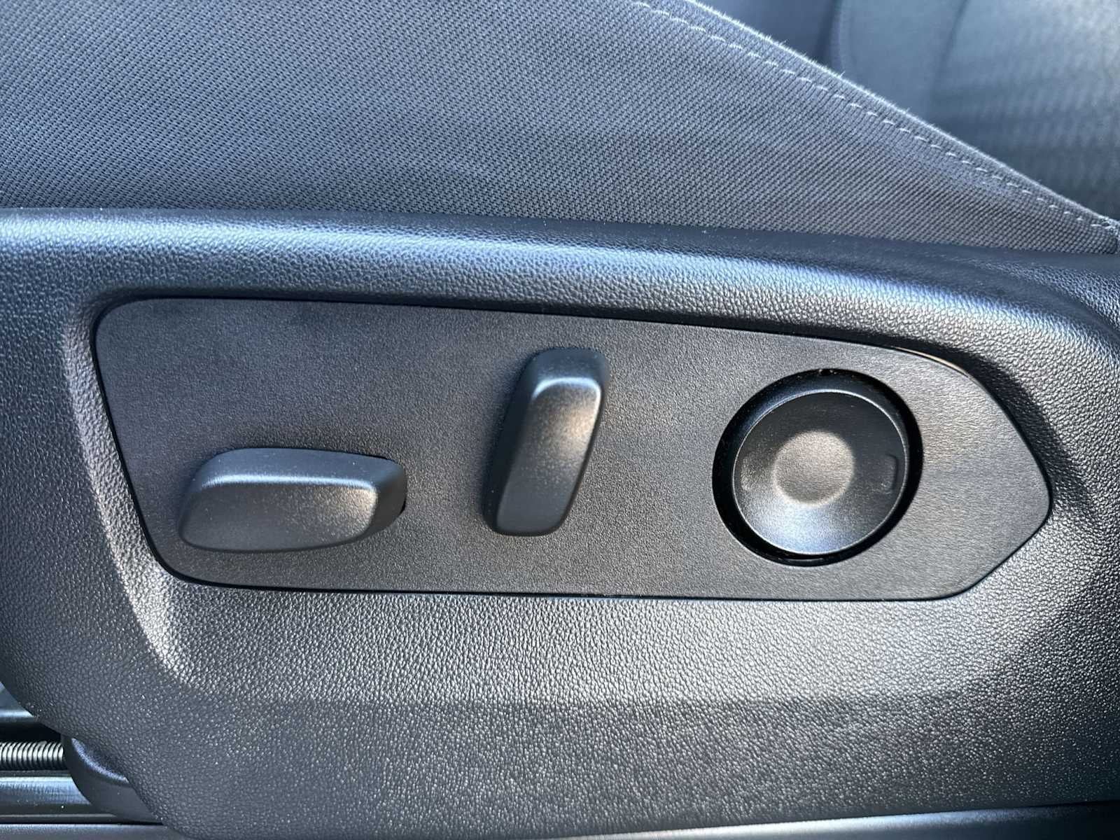 GMC Yukon SLE 2024