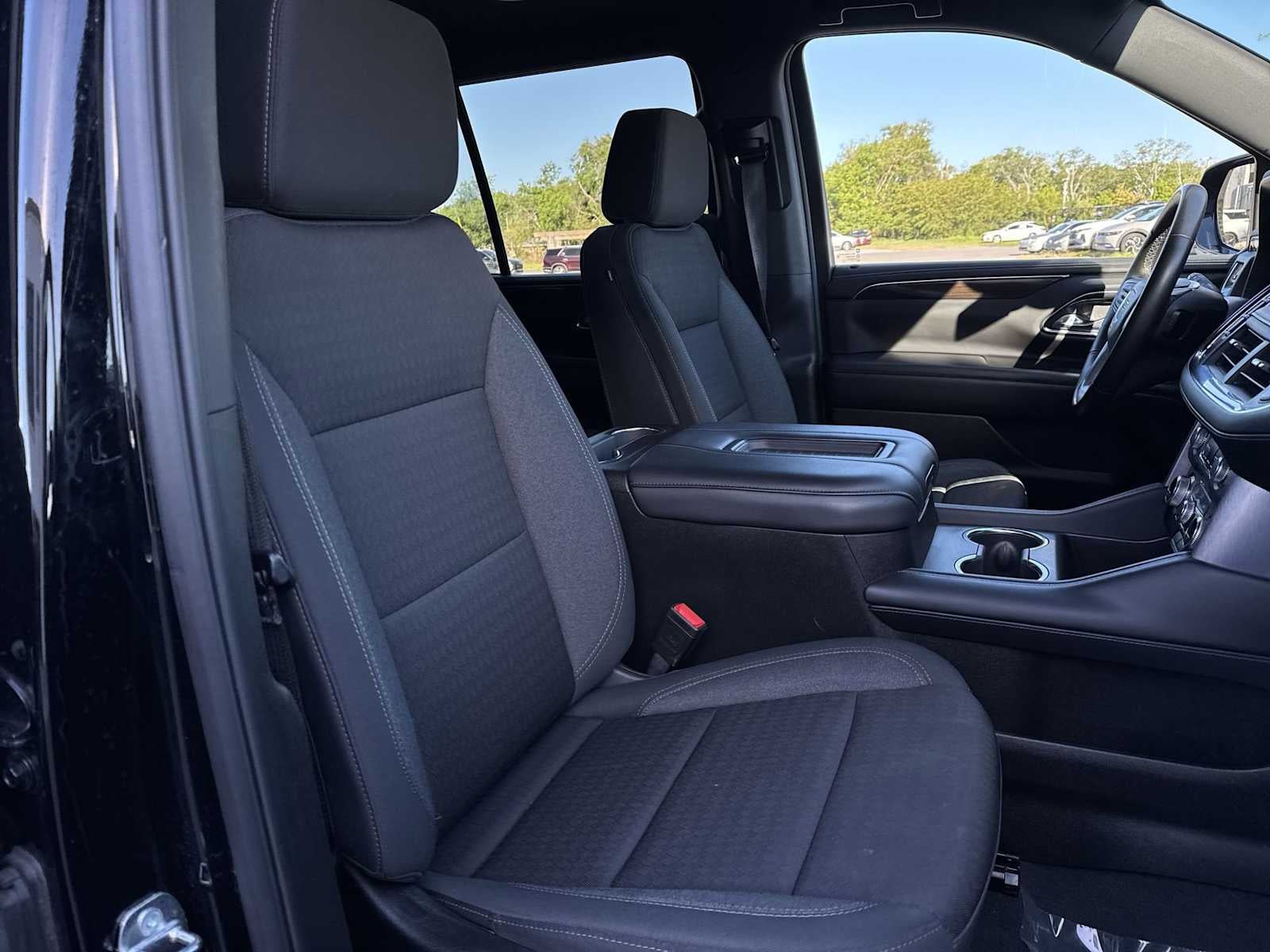 GMC Yukon SLE 2024