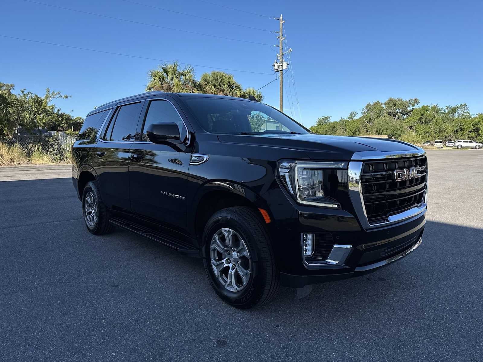 GMC Yukon SLE 2024