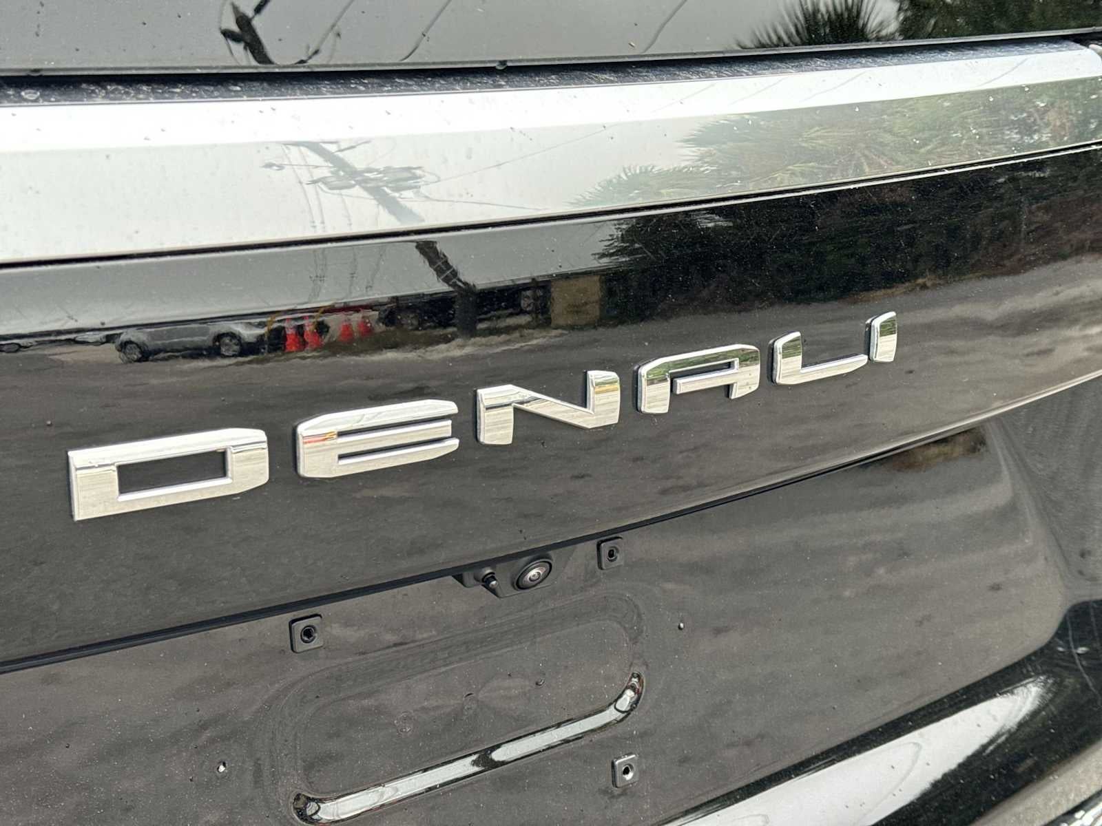 GMC Yukon Denali 2025