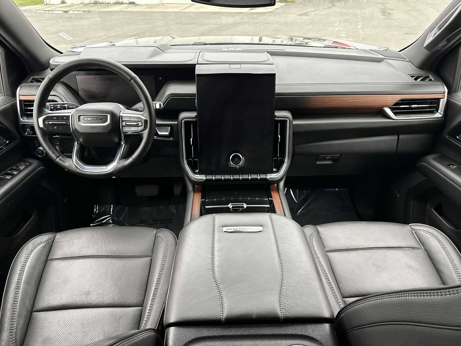 GMC Yukon Denali 2025