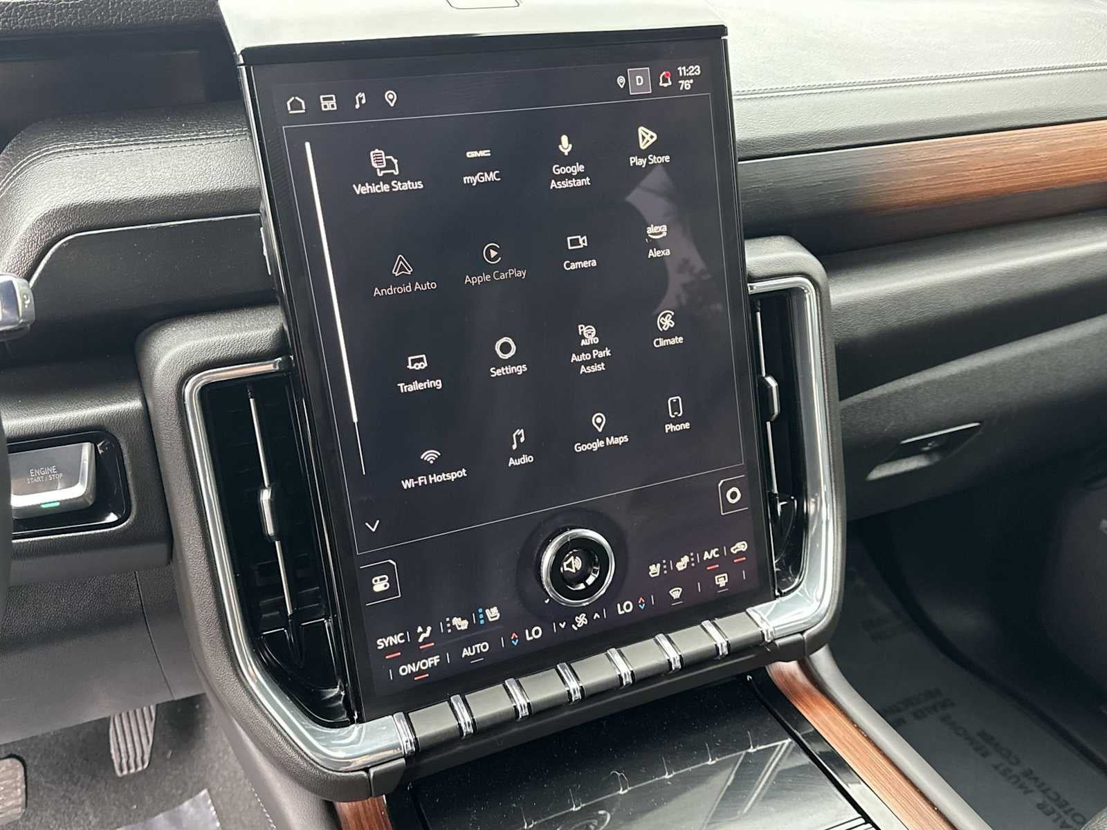 GMC Yukon Denali 2025