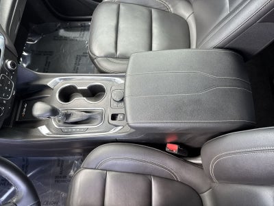 Chevrolet Traverse LT con tapicería de cuero, 2023