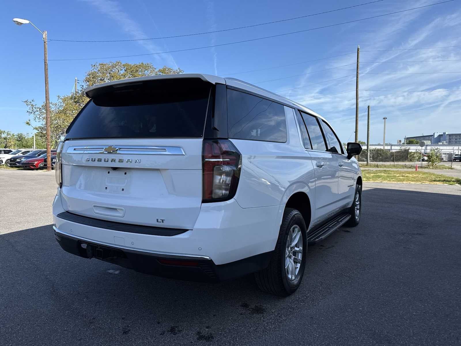 Chevrolet Suburban LT 2024