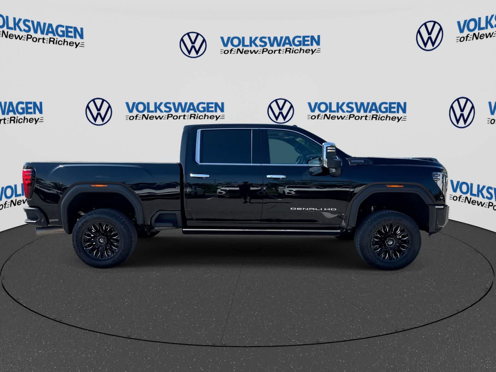 GMC Sierra 3500HD Denali Ultimate 2024
