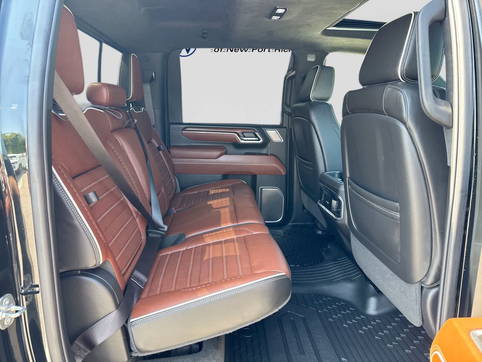 GMC Sierra 3500HD Denali Ultimate 2024
