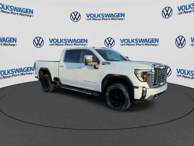 GMC Sierra 3500HD Denali 2025