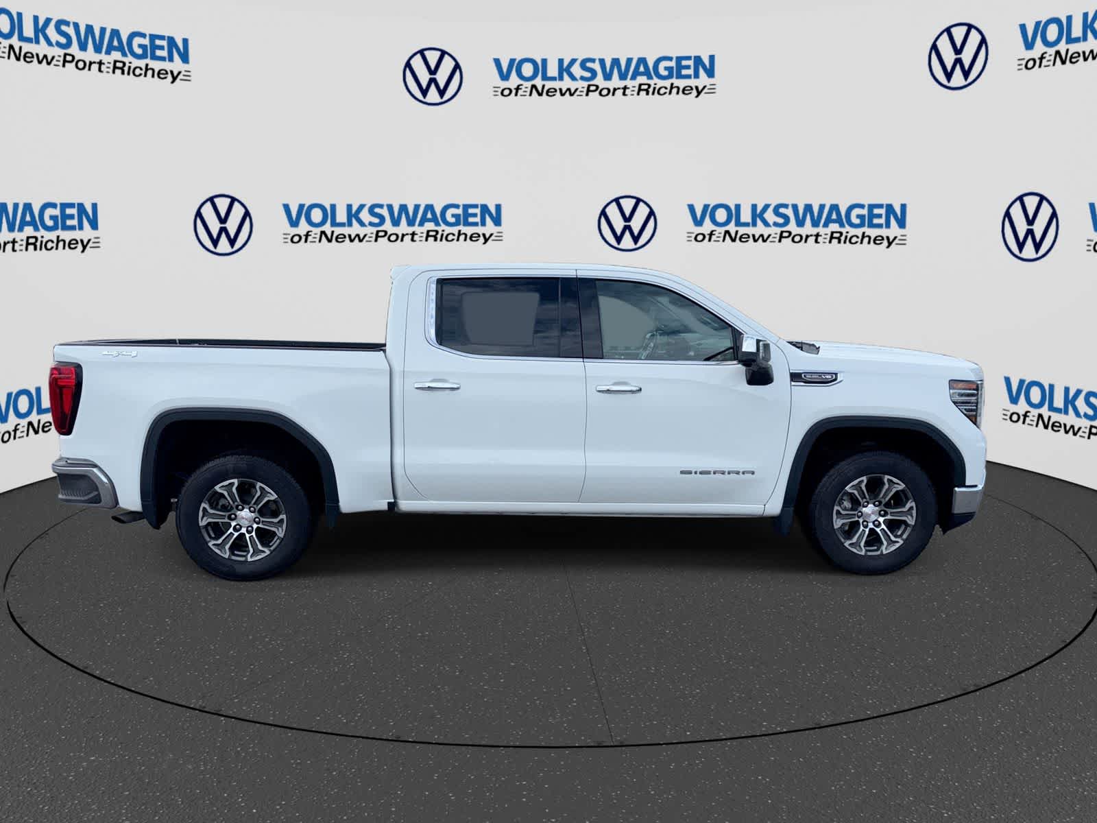 GMC Sierra 1500 SLT 2025