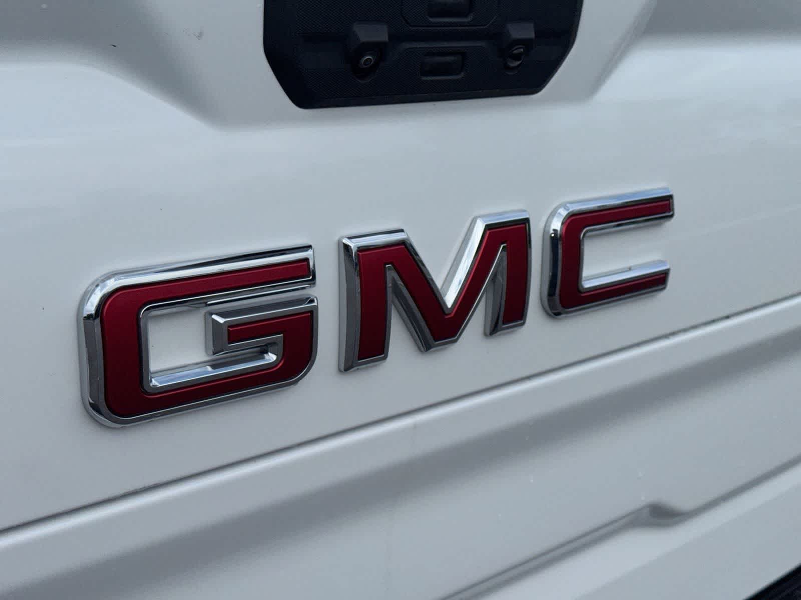 GMC Sierra 1500 SLT 2025