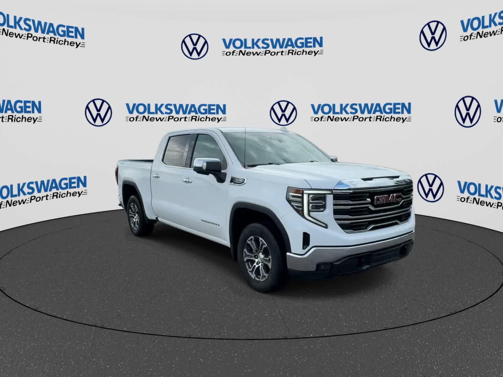 GMC Sierra 1500 SLT 2025