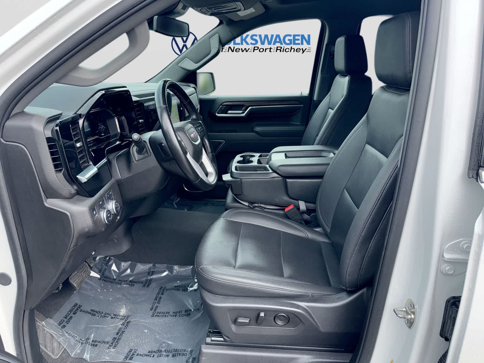 GMC Sierra 1500 SLT 2025