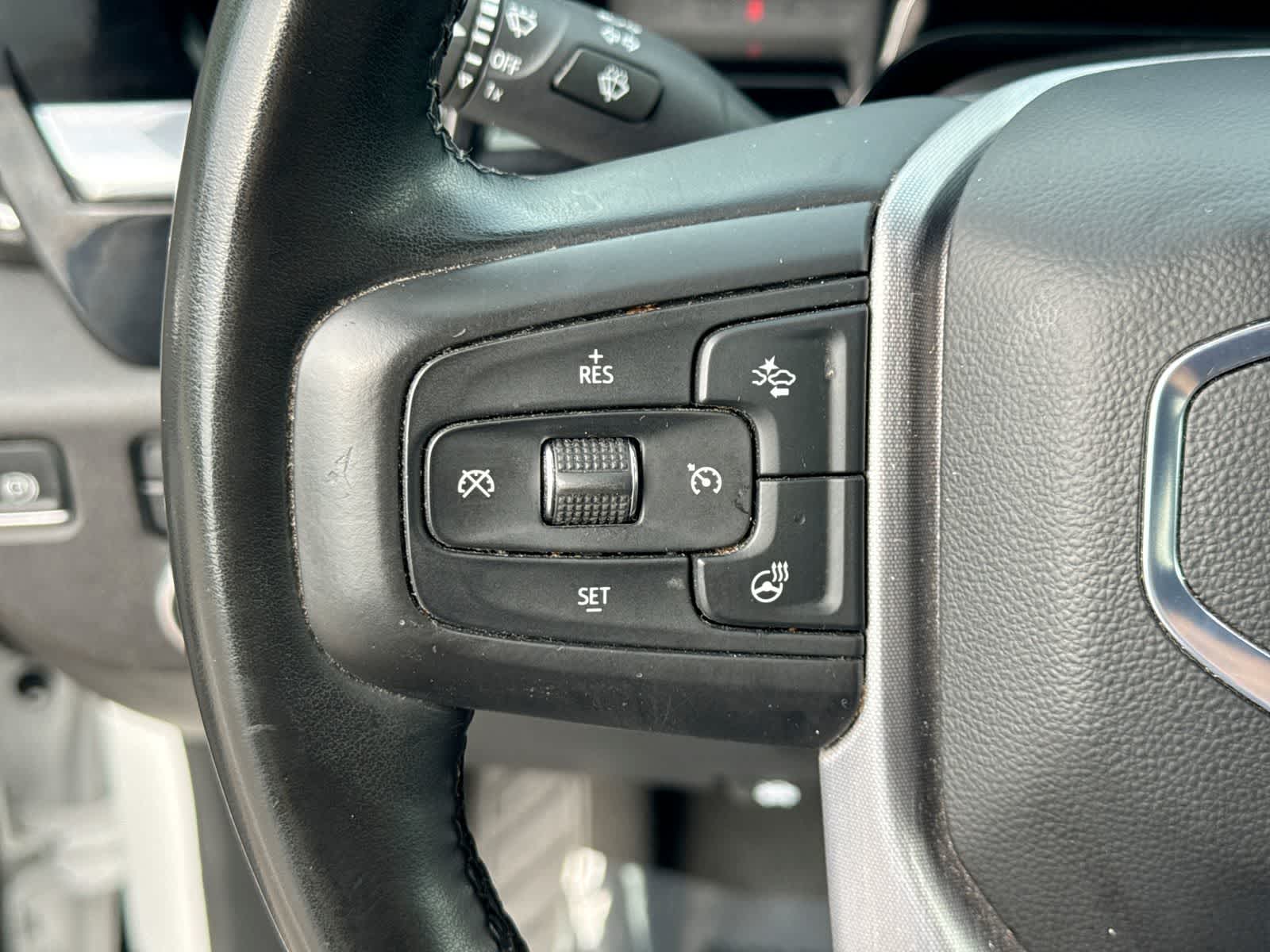 GMC Sierra 1500 SLT 2025