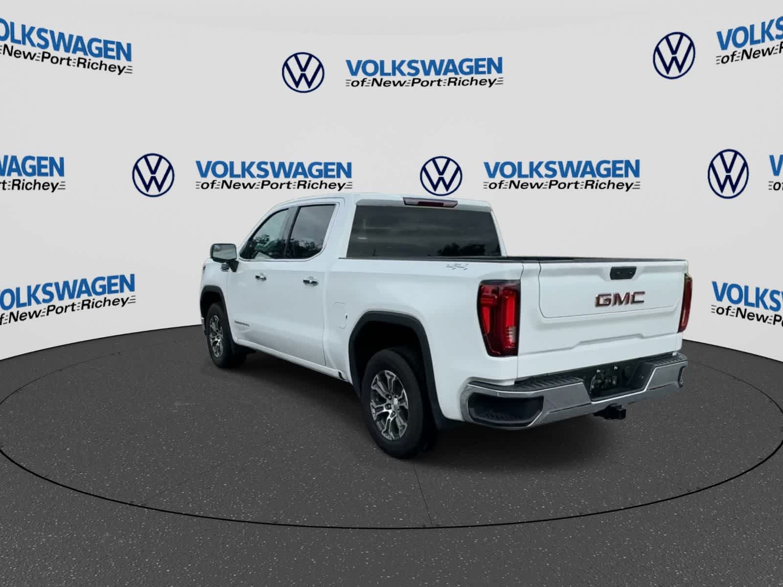 GMC Sierra 1500 SLT 2025
