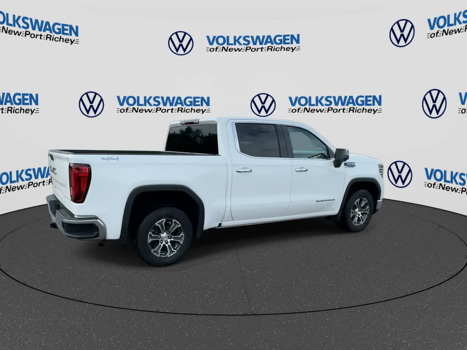 GMC Sierra 1500 SLT 2025