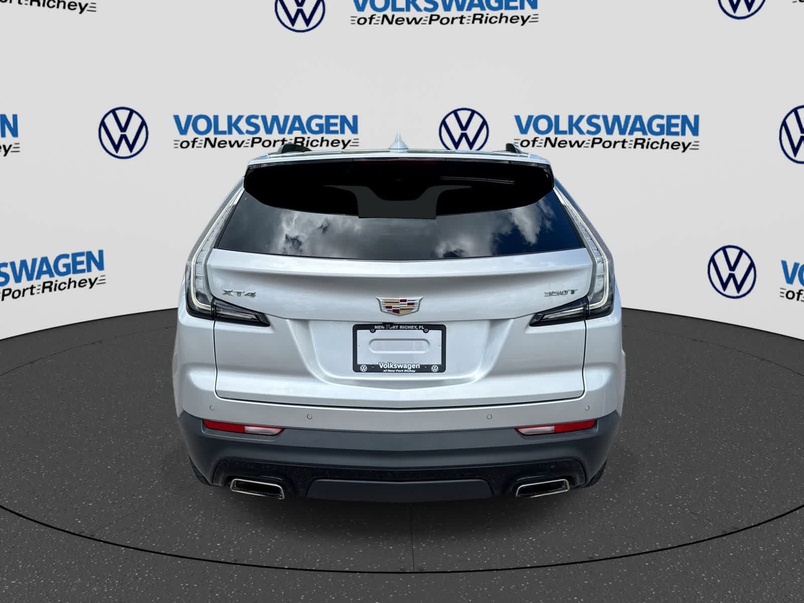 Cadillac XT4 FWD Sport 2021