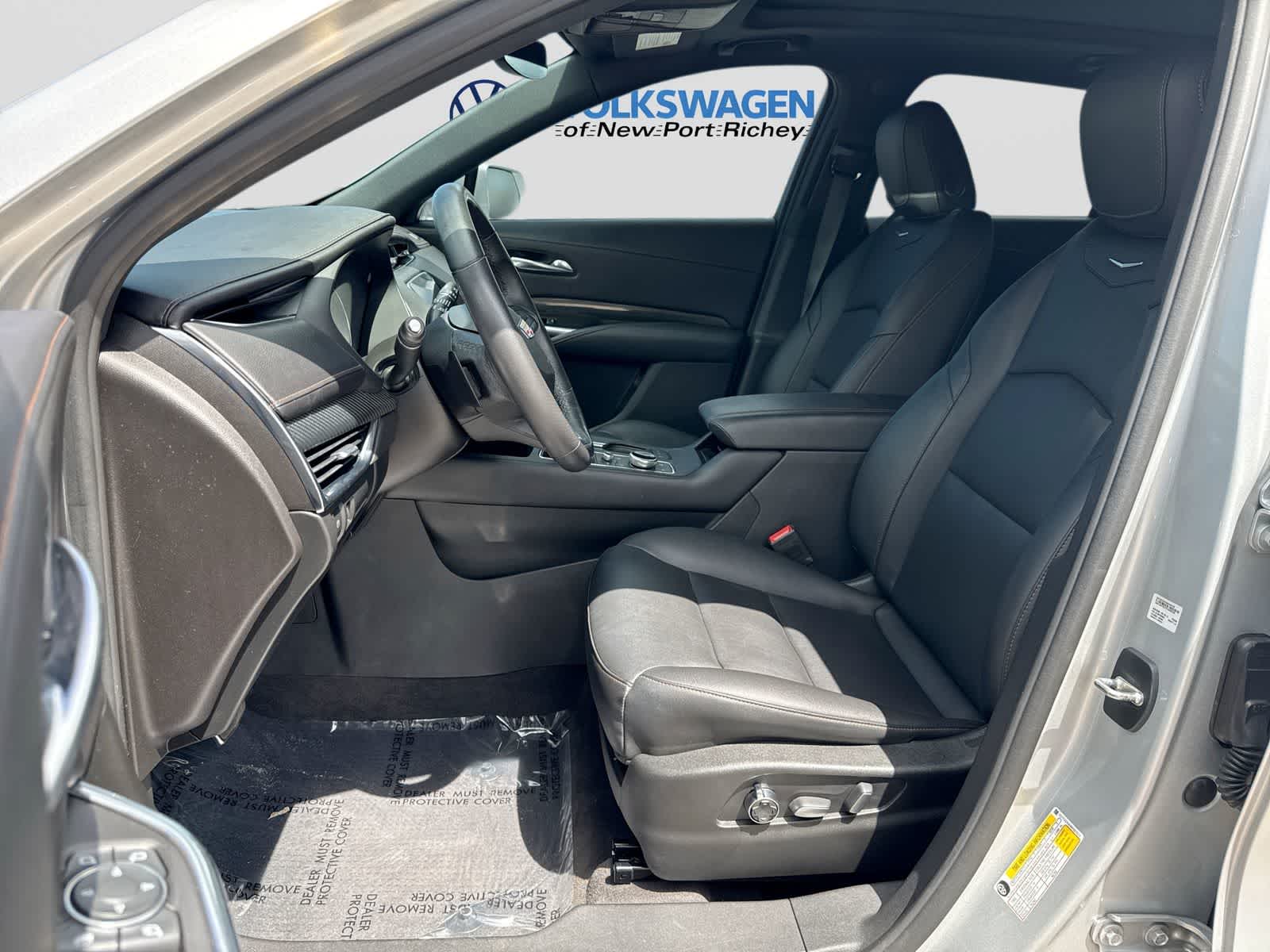 Cadillac XT4 FWD Sport 2021