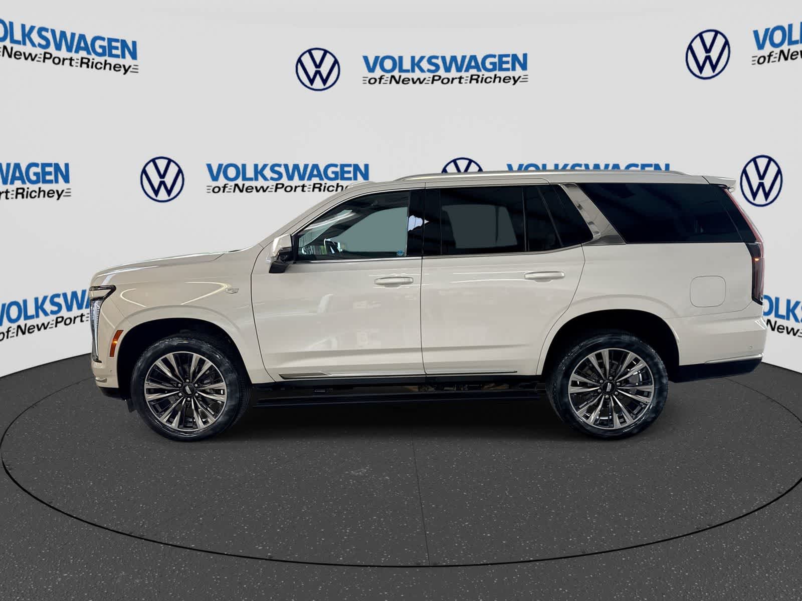 Cadillac Escalade 4WD Premium Luxury 2025