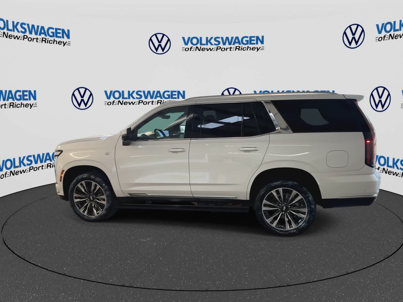 Cadillac Escalade 4WD Premium Luxury 2025