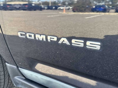 Jeep Compass 2011, tracción delantera, 4 puertas