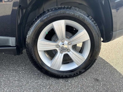 Jeep Compass 2011, tracción delantera, 4 puertas